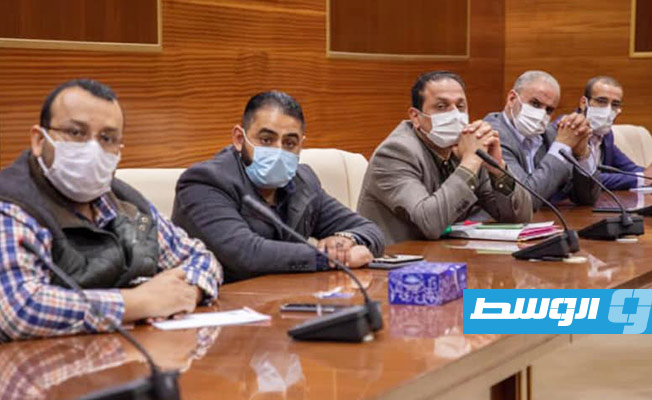 اجتماع الوزير علي الزناتي مع مسؤولي وزارة الصحة. (وزارة الصحة)