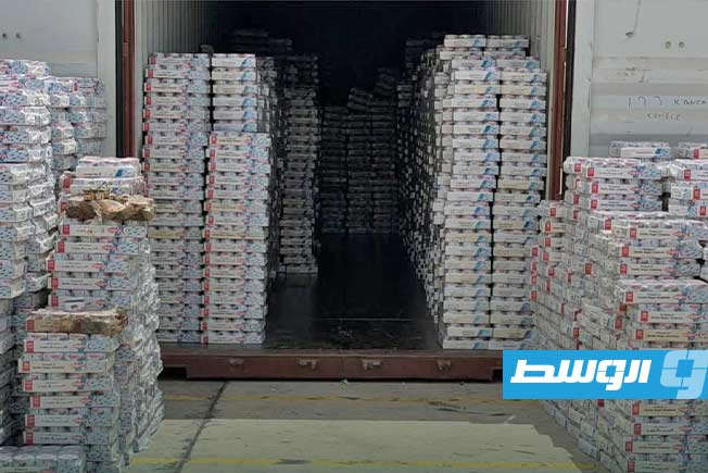 شحنة تونة موردة من إيران ضبطت في ميناء الخمس، 20 مايو 2026. (مصلحة الجمارك)