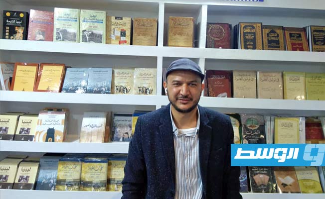 مدير «دار الوليد» للنشر الأستاذ وليد المختار. (الوسط).