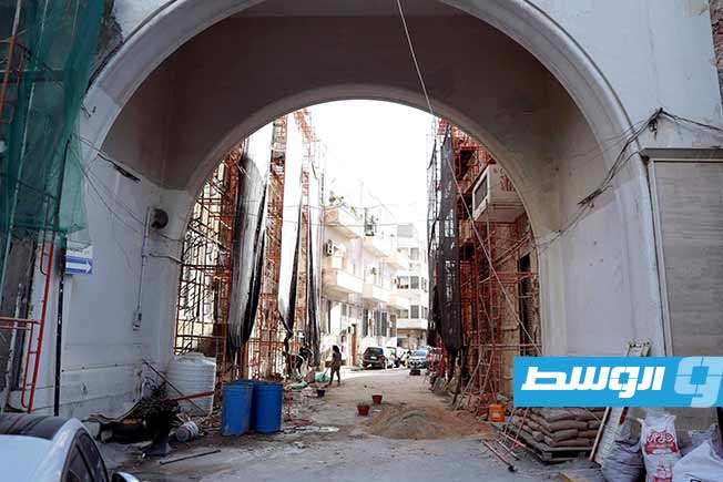 من أعمال تطوير أحد المباني بوسط طرابلس، الخميس 20 مارس 2025 (منصة حكومتنا على فيسبوك)