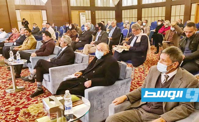 من وقائع الندوة الثقافية (خاص لـ بوابة الوسط)