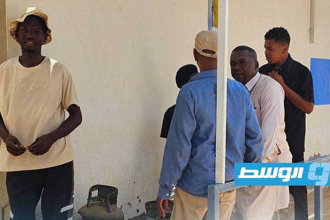داخل نقطة تعبئة غاز الطهي في غات (شركة البريقة لتسويق النفط)
