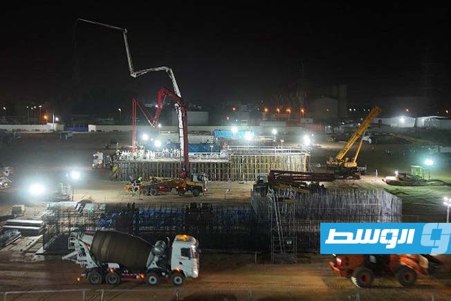 من أعمال صب خرسانة التوربينة الثالثة بمحطة جنوب طرابلس، 26 مارس 2025. (شركة الكهرباء)