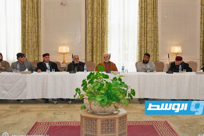 اجتماع بلقاسم حفتر مع أعيان ومشايخ الجبل الأخضر، الثلاثاء 6 يناير 2025. (صندوق التنمية وإعادة إعمار ليبيا)
