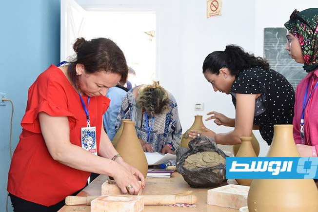 منظمة «المرسم» تفتح آفاق التبادل الثقافي في ملتقى المبدعات العصاميات بالمنستير (فيسبوك)