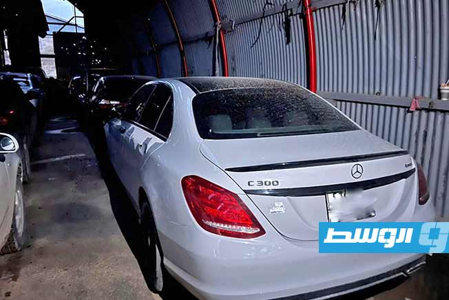 سيارات مخالفة مضبوطة في عين زارة، 29 ديسمبر 2024. (أمن طرابلس)