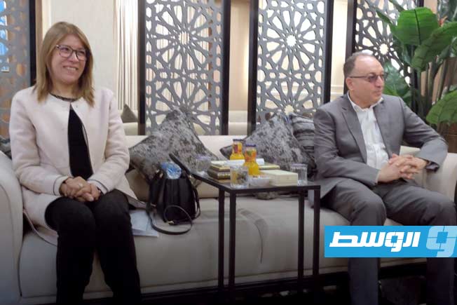 مراسم استقبال مدير عام الديوانة التونسية والوفد المرافق له بمطار معيتيقة، الأحد 13 أبريل 2025. (مصلحة الجمارك الليبية)