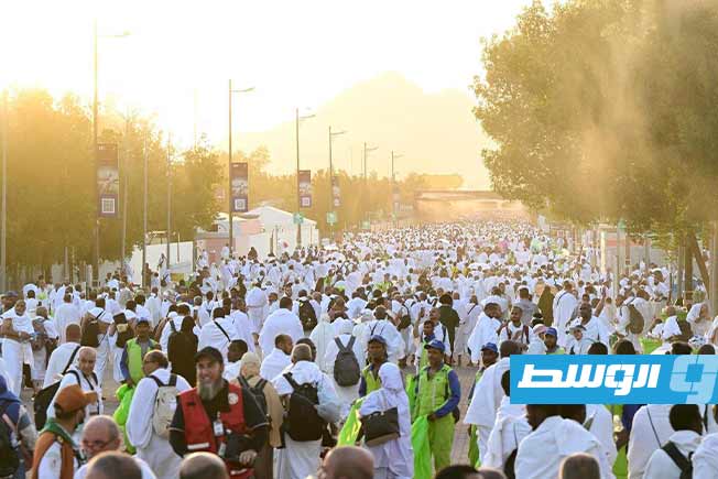 حجاج بيت الله الحرام في مشعر عرفات، 5 يونيو 2025 (الإنترنت)