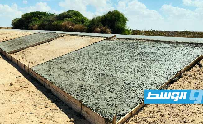 مشروع صيانة أكتاف ومجاري الأمطار بوادي عايد ووادي الطرفاوي بلدية بئر الأشهب. (مصلحة الطرق والجسور)