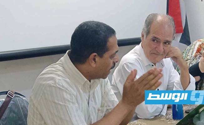 مداخلات الحضور بالندوة. (الإنترنت)