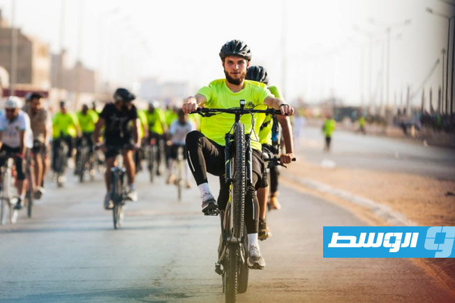 جانب من السباق الدولي للدراجات خلال مهرجان صيف بنغازي (فيسبوك)