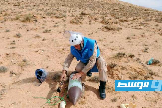 من عملية إتلاف صاروخ وقذيفة في بئر الغنم، 2 نوفمبر 2025. (هيئة السلامة الوطنية)