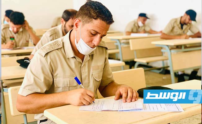 جانب من امتحانات عناصر مديرية أمن أجدابيا للحصول على الترقية، 6 سبتمبر 2021 (مديرية الأمن)
