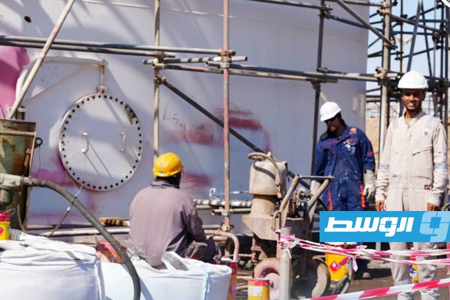 صيانة خزان في المحطة رقم 1 بحقل جالو، 17 أكتوبر 2025 (شركة الواحة للنفط)