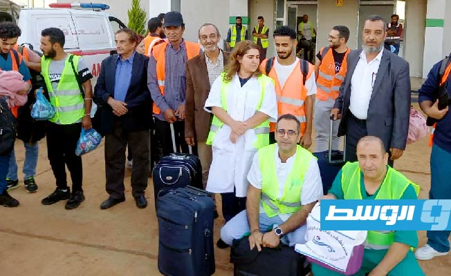 البعثة الطبية التونسية لدى وصولها مطار الأبرق، 13 سبتمبر 2023. (وزارة الخارجية بالحكومة المكلفة من مجلس النواب)