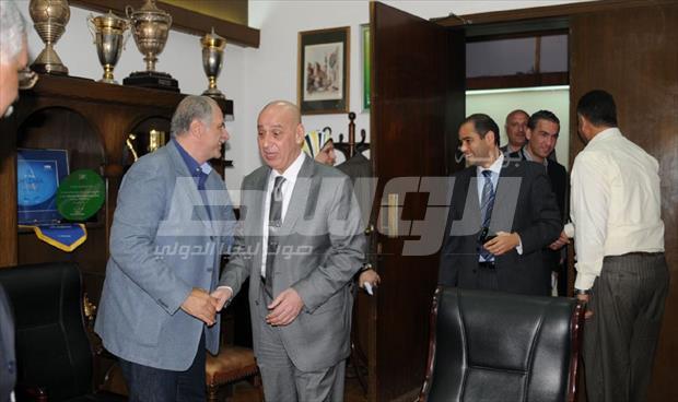 بالصور.. رئيس اتحاد الكرة يُهنئ مجلس الإدارة الجديد للأهلي