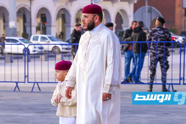 أهالي طرابلس يتوافدون على ميدان الشهداء لأداء صلاة عيد الفطر، 20 مارس 2026. (أمن طرابلس)