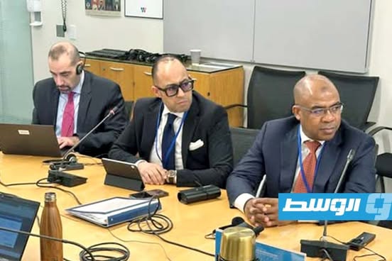 اجتماع وفد حكومة الوحدة الوطنية الموقتة مع مسؤولي صندوق النقد والبنك الدوليين في واشنطن، الإثنين 21 أبريل 2025. (حكومتنا)