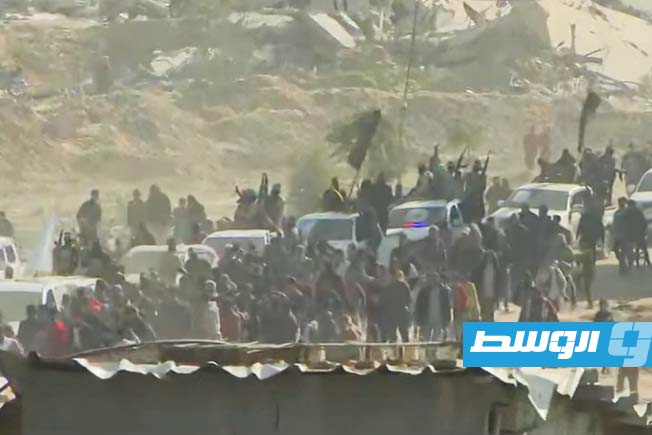 حشد جماهيري غفير بموقع تسليم دفعة جديدة من الأسرى الإسرائيليين في خان يونس، 30 يناير 2025. (الإنترنت)