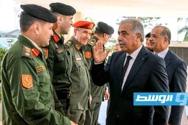 اجتماع صدام حفتر مع رئيس مجلس الأمن القومي الفريق عبدالرازق الناظوري وعدد من القيادات الأمنية والعسكرية، الإثنين 24 نوفمبر 2025. (القيادة العامة)