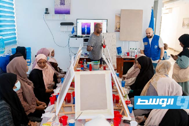 ست جلسات فنية للرسام عمر بركة في مدن ليبية تؤكد دور الفن في الرعاية النفسية (فيسبوك)
