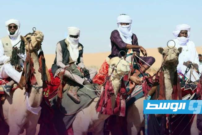 مجموعة من متسابقى الهجن في إحدى المنافسات في ليبيا. (الإنترنت)