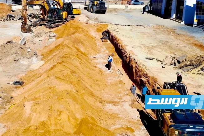 بدء تنفيذ الطريق المزدوج في منطقة السراج بطرابلس، 10 يناير 2026 (جهاز تنفيذ مشروعات الإسكان)