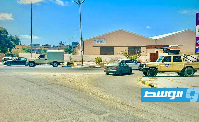 جانب من التمركزات الأمنية بمدينة الخمس، الثلاثاء 8 أغسطس 2023 (وزارة الداخلية)