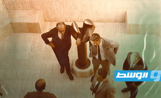 أثناء المرور على مراحل تسلم الجامعة النهائية