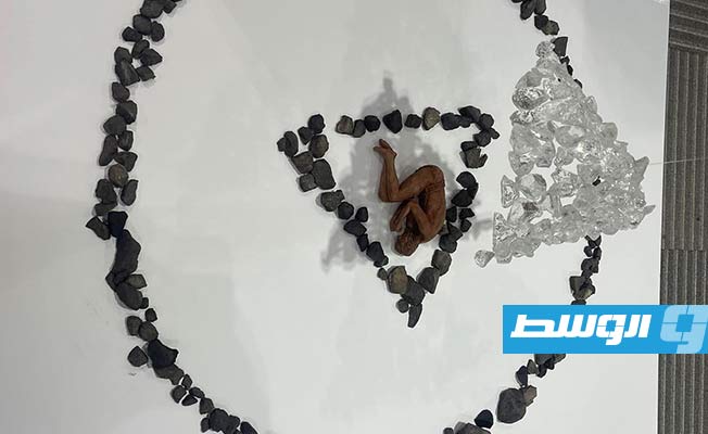 لوحة من معرض «إثنوليبيا» ( بوفا سليم - فيسبوك)