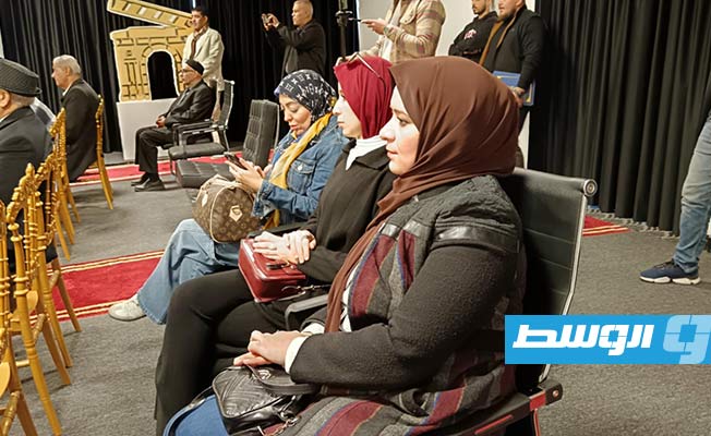 جانب من الحضور. (بوابة الوسط)