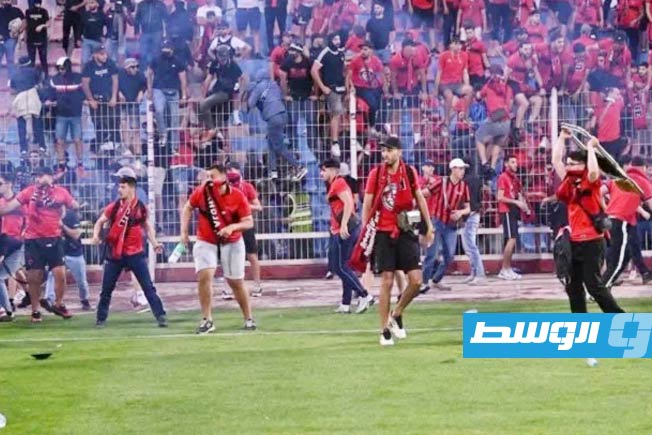 اقتحام الجماهيري ملعب مباراة إياب نصف نهائي كأس الكونفدرالية الأحد 19 أبريل 2026 (إكس)