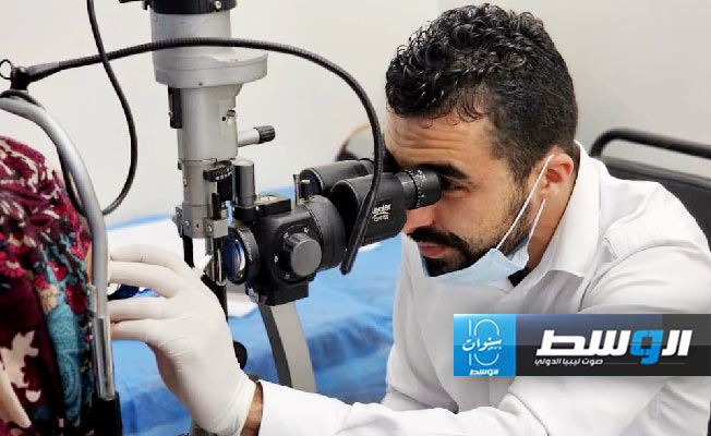 فحص عيون المرضى في مستشفى البريقة ضمن قافلة «نور ليبيا»، 28 سبتمبر 2024 ( مستشفى العيون طرابلس)