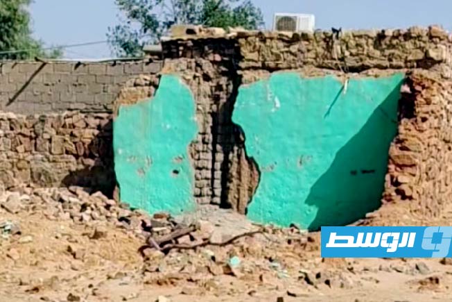 مبنى متضرر من الفيضانات في بلدية البركت بجنوب غرب ليبيا، أول يونيو 2026 (لقطة مثبتة من مقطع مصور: بلدية البركت)