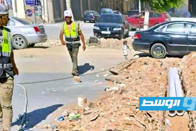 مد كابل كهرباء في بنغازي، 7 سبتمبر 2025. (وزارة الكهرباء)
