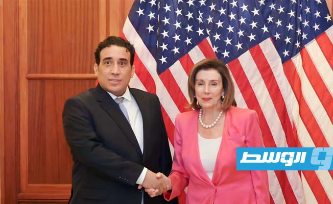 المنفي مع رئيسة مجلس النواب الأميركي نانسي بيلوسي، الكونغرس. (المجلس الرئاسي)