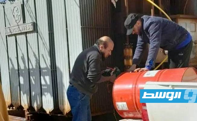 صيانة طارئة لمحول بمحطة كهرباء القريات الغربية، 21 يناير 2023. (شركة الكهرباء)