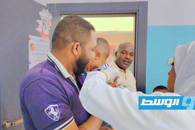 تطعيم طفل ضد الحصبة في أوباري، 19 يوليو 2025. (بلدية أوباري)