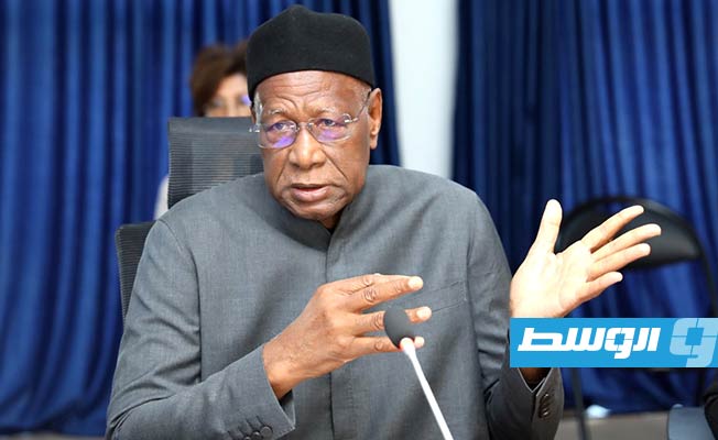 جانب من لقاء مبعوث الأمم المتحدة لدى ليبيا وفدا من المجلس الاجتماعي لقبائل ورفلة من بني وليد، الثلاثاء 21 نوفمبر 2023 (حساب باتيلي على إكس)