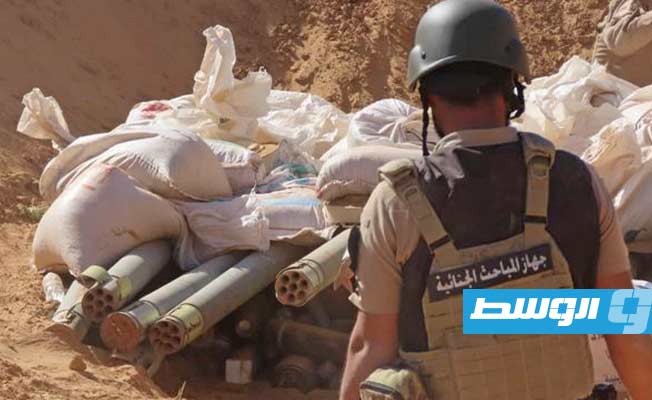 جانب من عملية إعدام مخلفات الحرب (وزارة الداخلية بحكومة الوحدة الوطنية)