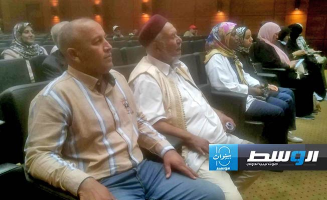 جانب من الحضور. (بوابة الوسط)