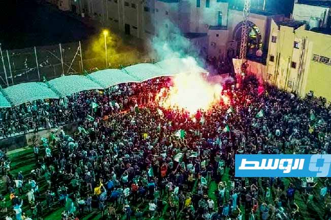 جانب من الاحتفالات بفوز الأهلي طرابلس بالدوري الليبي الممتاز لكرة القدم (فيسبوك)