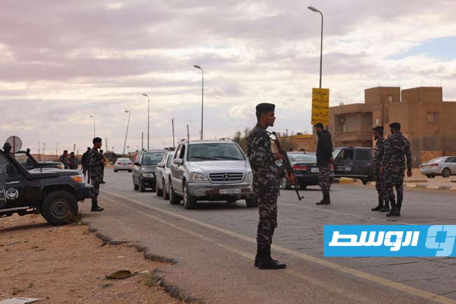 جانب من دوريات أمنية في إحدى المناطق الصحراوية بغرب ليبيا، الإثنين 7 أبريل 2025 (إدارة إنفاذ القانون)