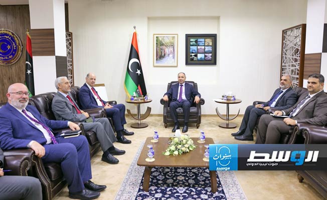 الباعور ووكيل وزارة الخارجية البريطانية فيليب بارتون، الإثنين 14 أكتوبر 2024. (وزارة الخارجية والتعاون الدولي)