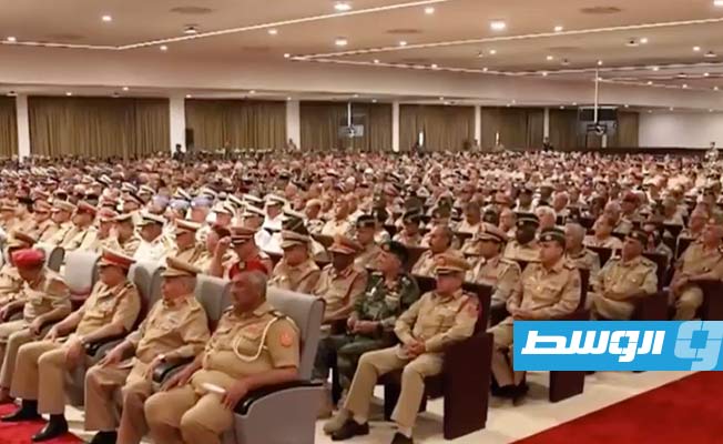 جانب من لقاء المشير خليفة حفتر مع قيادات عسكرية وأمنية في حفل معايدة نشر اليوم الإثنين 3 يوليو 2023 (لقطة مثبتة من الفيديو)