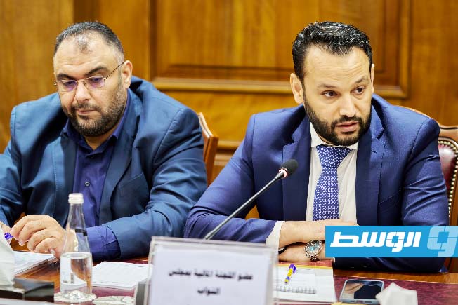 الاجتماع الموسع برئاسة قادربوه بشأن قفل الحساب الختامي للدولة، الأربعاء 19 نوفمبر 2025. (هيئة الرقابة الإدارية)
