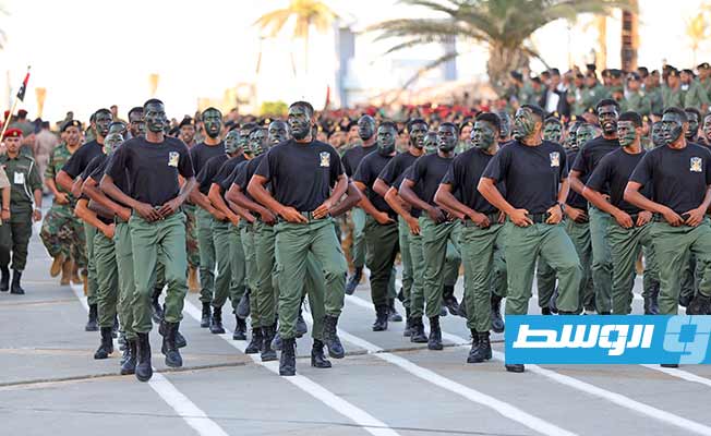 جانب من العروض العسكرية خلال الاحتفال بذكر تأسيس الجيش الليبي في ميدان الشهداء بطرابلس، الأربعاء 9 أغسطس 2023 (حكومة الوحدة)