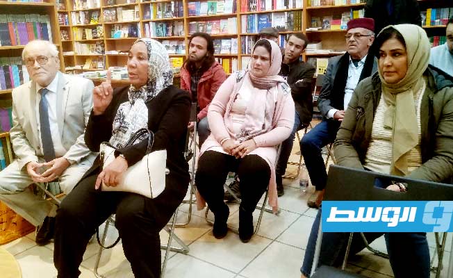 جانب من حفل توقيع كتاب «المنفى الذهبي» بمكتبة الفرجاني (خاص لـ بوابة الوسط)