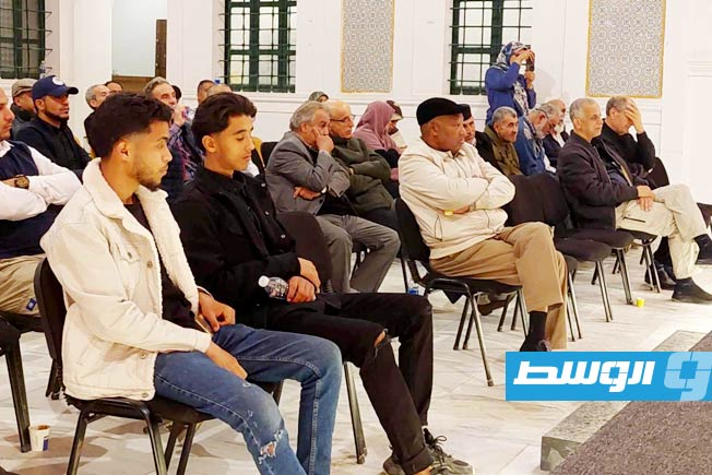 جانب من الحضور. (بوابة الوسط)