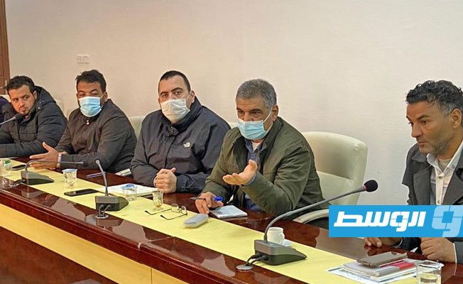 اجتماع المجلس البلدي بني وليد مع وفد اللجنة الدولية للصليب الأحمر. (الإنترنت)